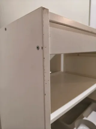 Estantería Ikea TROFAST con estantes y cubiletes