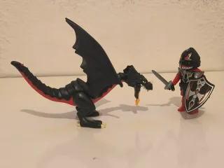 Figura Playmobil con dragón