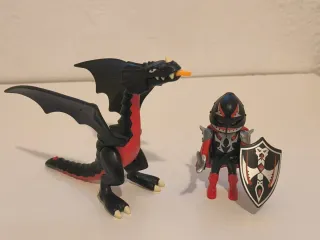 Figura Playmobil con dragón