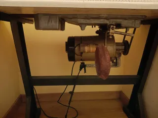 Máquina de coser industrial Brother