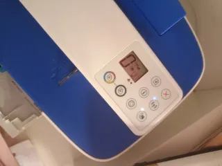 Impresora en perfecto estado también escanea