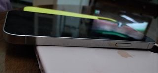 iPhone 12 Pro 128GB + cargador – Buen estado