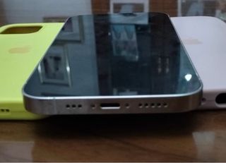 iPhone 12 Pro 128GB + cargador – Buen estado