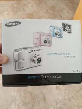 Cámara de fotos Samsung, 8 pilas incluidas.