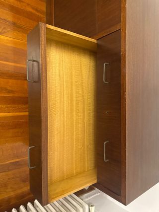 Mueble aparador de madera