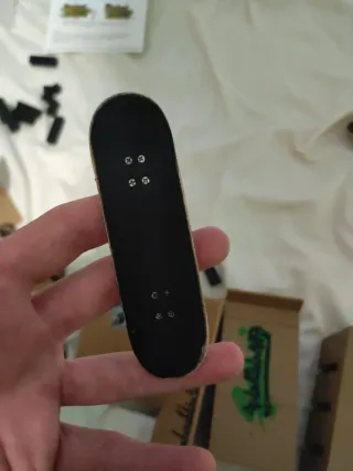 Skate park monopatines con monopatines