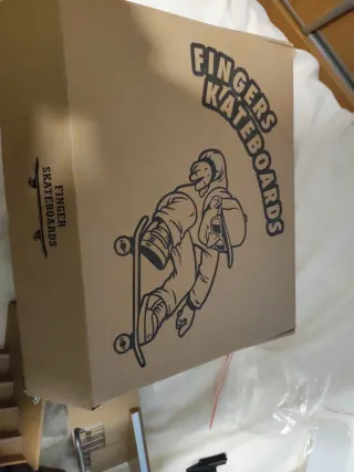 Skate park monopatines con monopatines