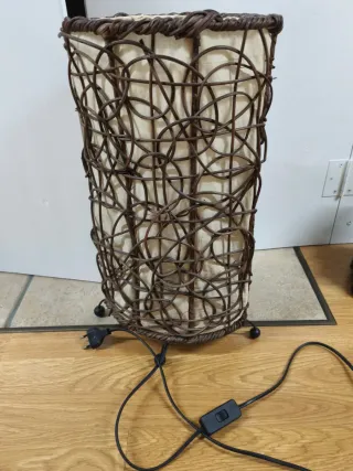 Lampada da terra o da tavolo in rattan