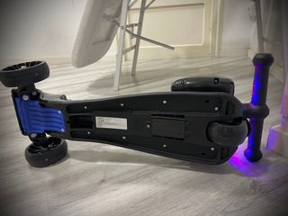 Scooter nuevo para niño