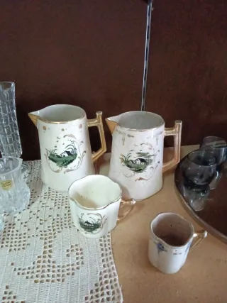 Set tazza e tazzine in porcellana antica