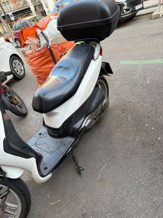 Moto Symphony 125 año 2016