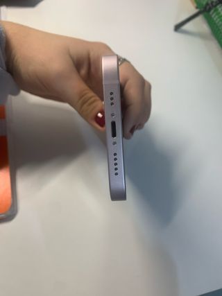 Iphone 13 rosa sin imagen