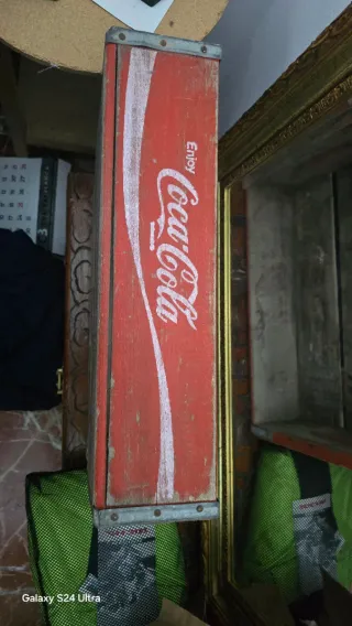 Caja cocacola madera