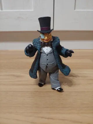 Figura articulada Pingüino enemigo Batman