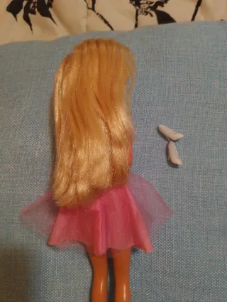 Barbie anni 90 bionda.