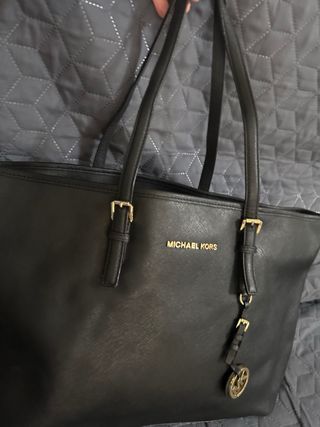 Bolso michael kors negro