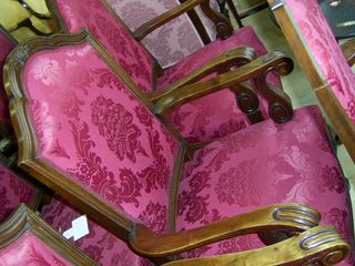 4 SILLONES ANTIGUOS. ELEGANTES. TAPICERIA ESTRENAR