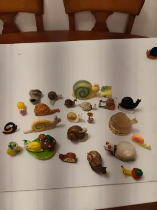 22 Caracoles distintos tamaños y materiales  "18"