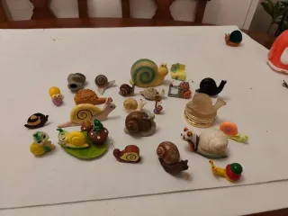 22 Caracoles distintos tamaños y materiales  "18"