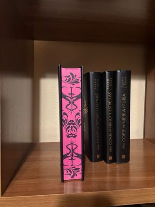 Una corte de alas y ruina. Edición especial: Un...