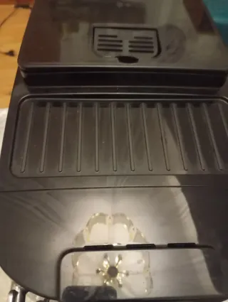 Cafetera Delonghi magnífica start