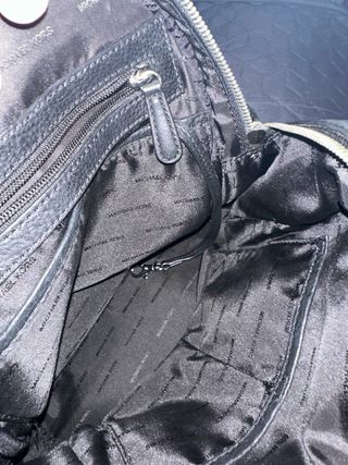 Mochila michael kors negra