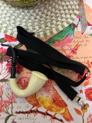 Disfraz bombin detective, con pipa y tirantes