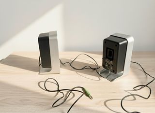 Altavoces Logitech LS11 Sistema Estéreo 2.0 PC