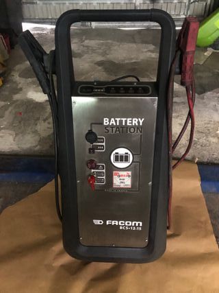 Estación de carga y arranque Facom bcs 12-15