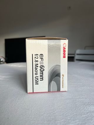 Canon 60mm macro f/2.8 USM