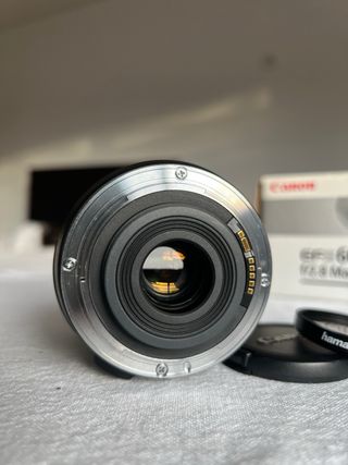 Canon 60mm macro f/2.8 USM