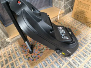 Silla de coche maxi cosi,color negro.como nueva