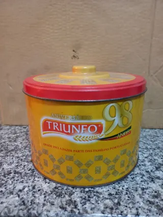 Caixa Triunfo  98 Anos