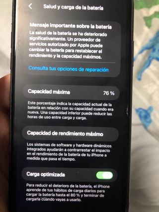 iPhone 11 nero in scatola con accessori. Custodia, ecc.