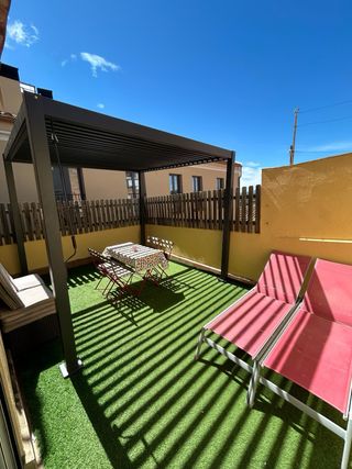 Pérgola bioclimática de 3 x 3 metros y 2,40 alt.