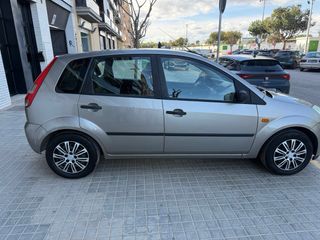Ford Fiesta 2004