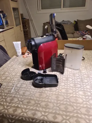 Cafetera expres , no tengo ni idea de que tipo de