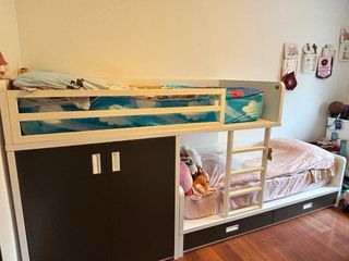 Litera en estructura tren. URGE VENDER.