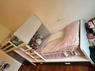 Litera en estructura tren. URGE VENDER.