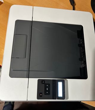 HP LaserJet Pro M404DN Láser monocromático