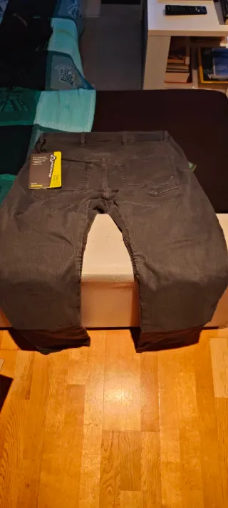 Pantalón moto hombre MAGNA. Talla XL, color gris.