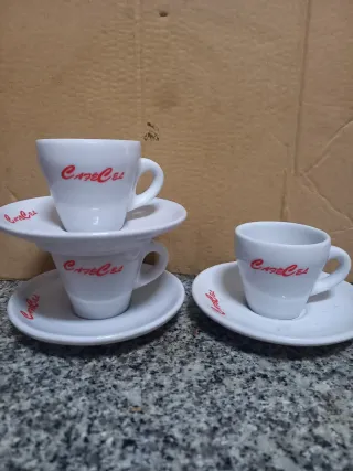 Chavenas. Cafés  Cafecel  Vermelhas