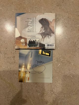 La oreja de van gogh cd firmado por Amaia