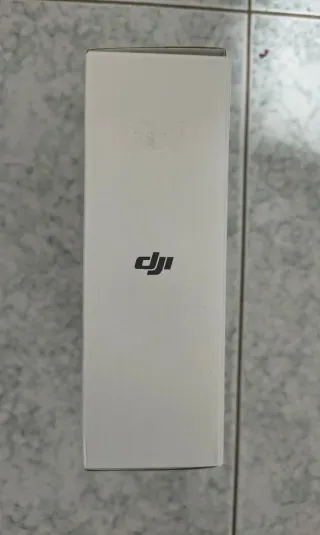 DJI Mic Mini (2 TX + 1 RX + custodia di ricarica)