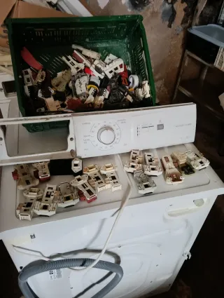 Cierre de puerta lavadora balay y otros usados