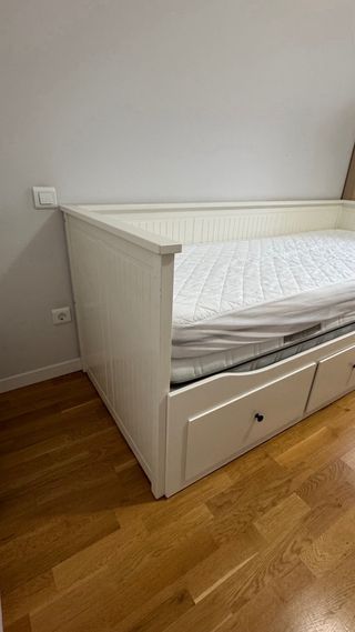 Diván IKEA Hemnes