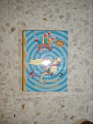Kika Superbruja y la ciudad sumergida (Kika Sup...