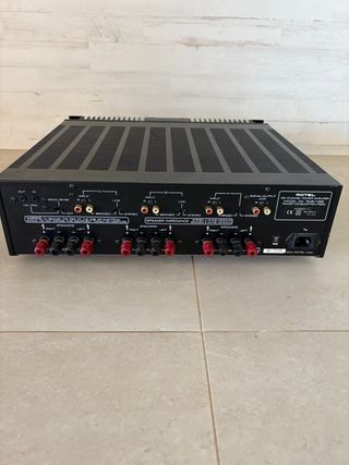 Rotel RMB-1066 – Etapa de potencia multicanal