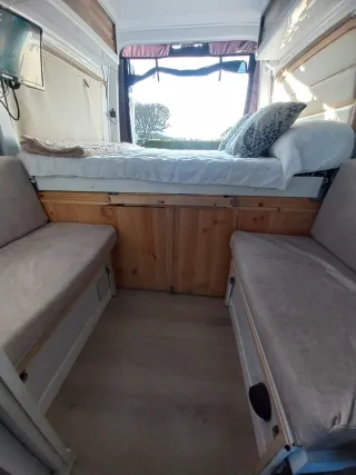 Mercedes-Benz Sprinter 2012