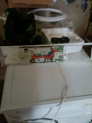 Placa lavadora balay compatible. El frontal  perfe